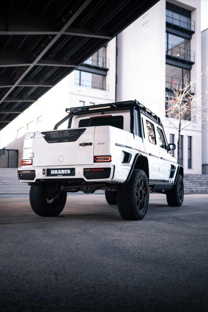 BRABUS XLP Superwhite baseret på AMG G63 bagfra
